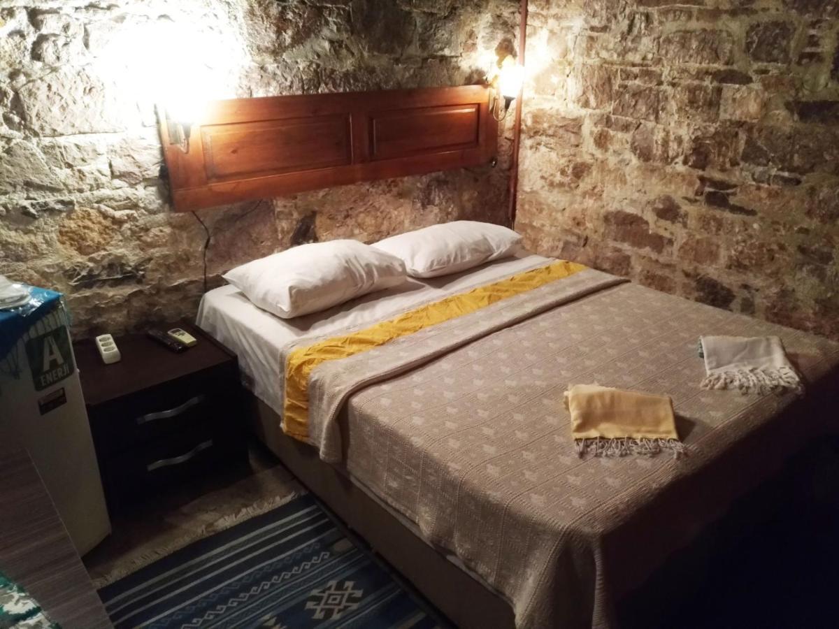 Ayfada Cafe & Pension Ayvalik Bagian luar foto