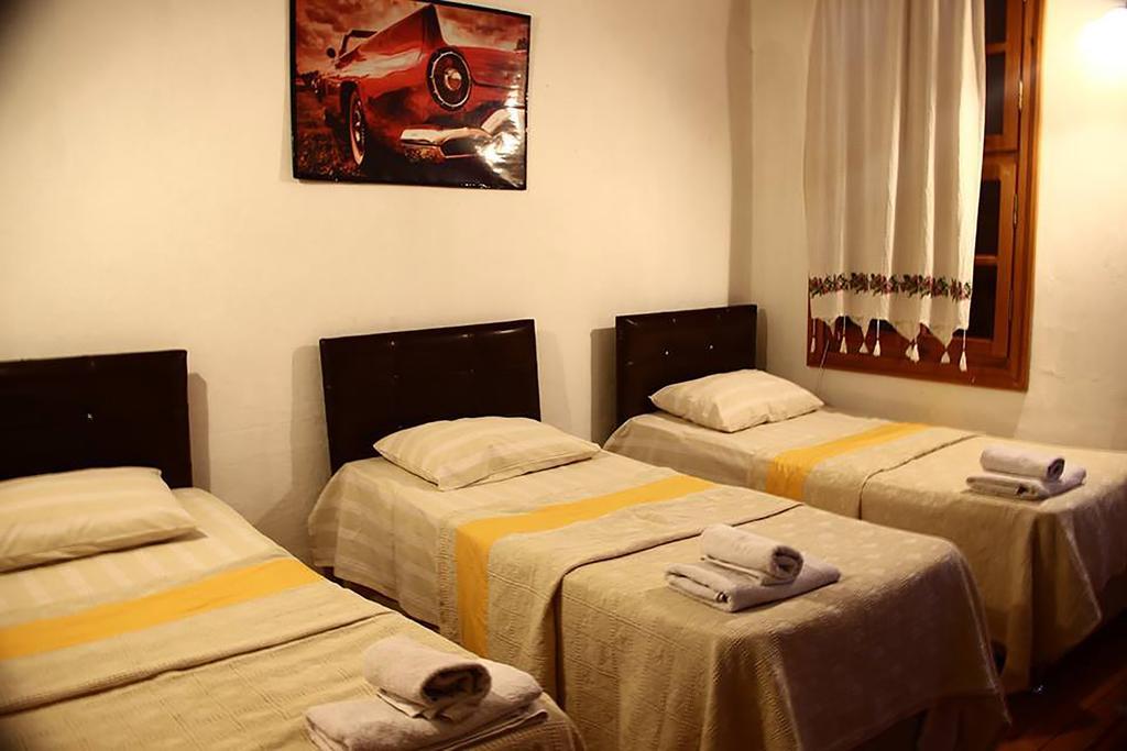 Ayfada Cafe & Pension Ayvalik Ruang foto
